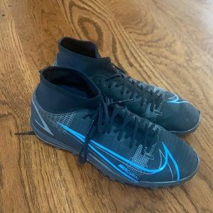Nike mercurial turf soccer shoes, men’s size 7 (unisex turf shoes)
